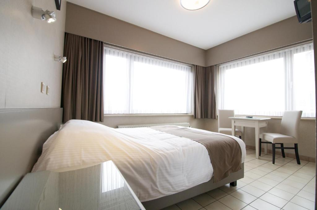 Hotel De Golf Bredene Room photo